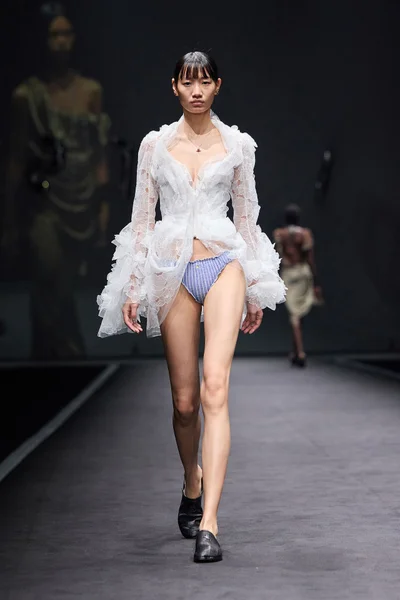 Look 62